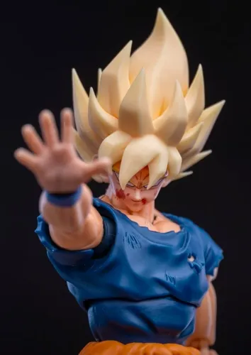 Dragon Ball Z KIT Head Goku Super Sayajin GM novo