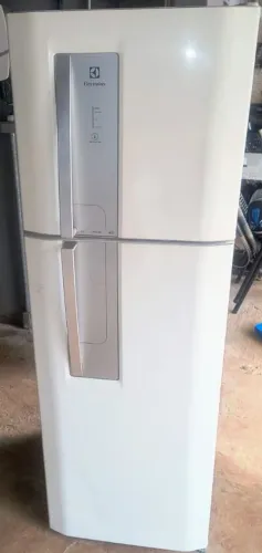 Geladeira Electrolux frost free 420litros