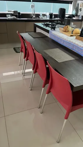Cadeiras de cozinha - R$150,00 cada