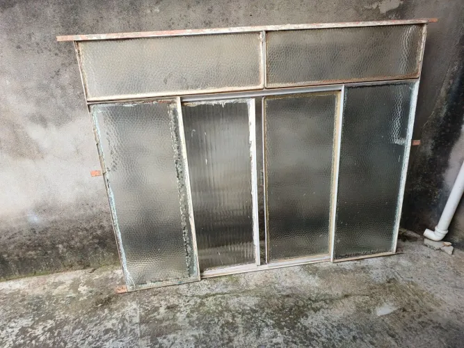 Janela de ferro 120×150cm