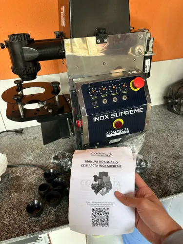 MÁQUINA DE SALGADOS E DOCES
