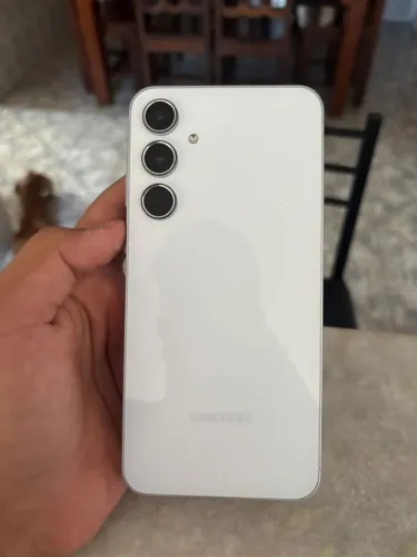 Vendo Celular Samsung A55 SEMINOVO. 