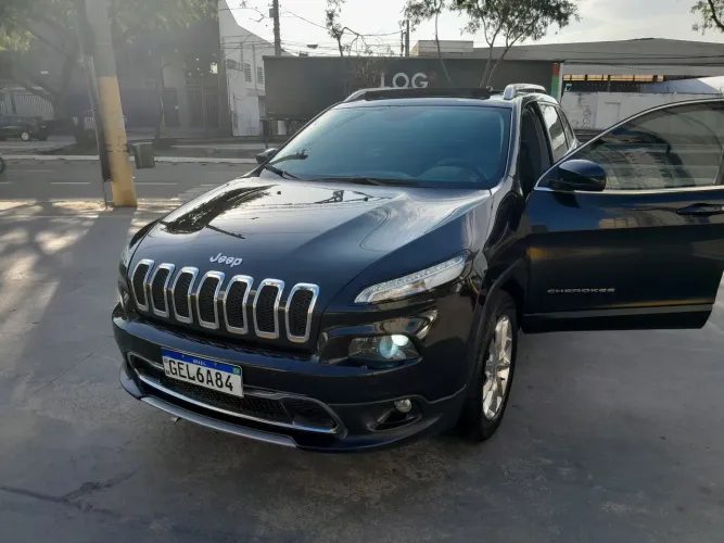 Jeep Cherokee Limited 3.2 4X4 V6 Aut. 2015