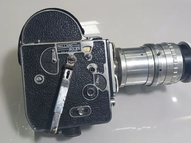 Câmera de filme  Bolex Paillard 16mm 