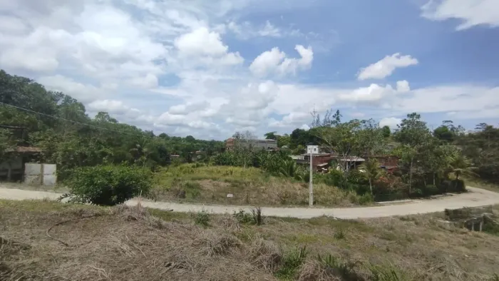 Terreno em Moreno a 15m da BR 232
