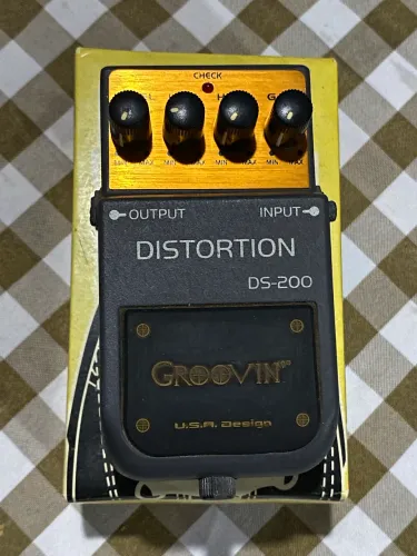 Pedal Groovin DS-200 Distortion + Caixa Original - Vintage
