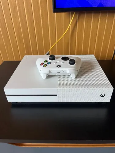 Xbox One S perfeito estado