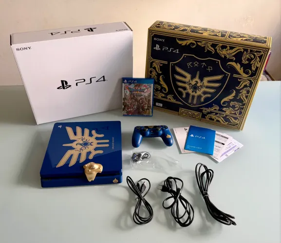 PS4 slim Edição Dragon Quest 1TB