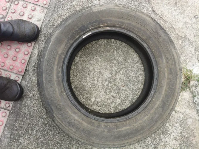 Pneu 215/65R16 Bridgestone HT