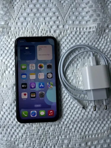 IPhone 11 64GB Impecável c/ Carregador Original Apple ( Valor Final)