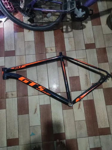 QUADRO GT SPRINT ARO 29 - TAM 21