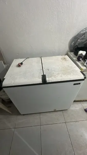 Duas frises de duas portas