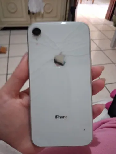 iPhone XR branco