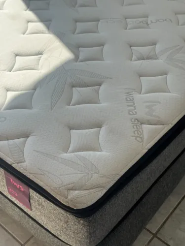 Cama Box + Colchão Casal IWS Bamboo Tech | Muito Novos + Nota Fiscal