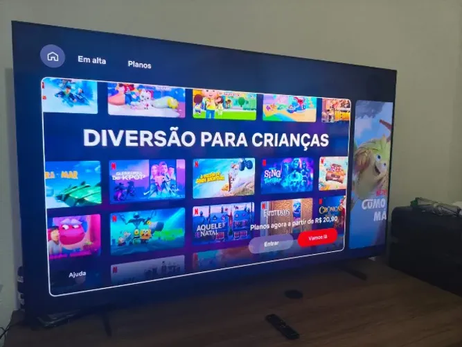 Smart TV 65Pol UHD 4K 65DU7700 Processador Crystal 4K Gaming Hub Alexa built in Samsu