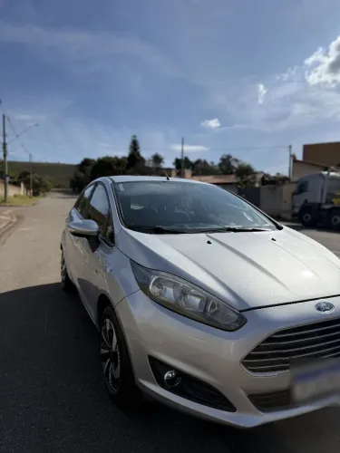 Ford Fiesta SE 1.6 16V Flex 5P 2017