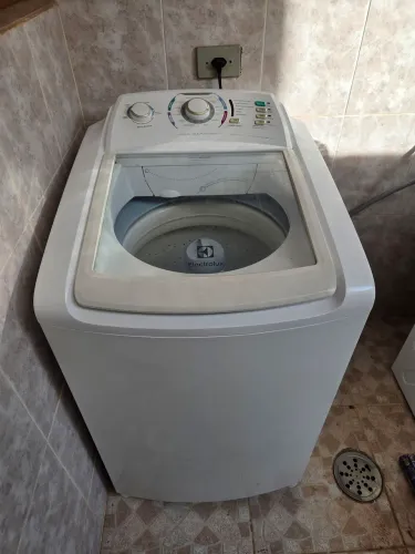 Maquina de lavar Electrolux