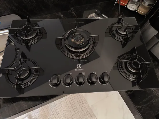 Cooktop Eletrolux 5 bocas tripla chama