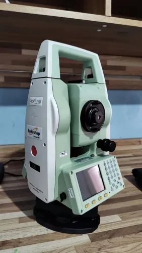 Estação Total Satlab SLT2 - Embratop