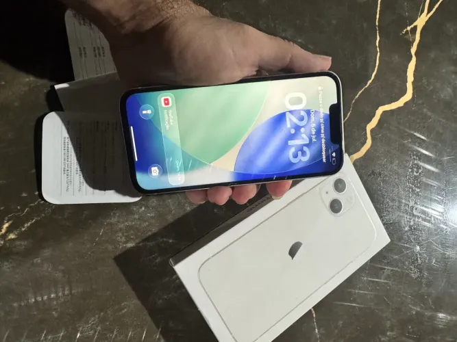 iPhone 13 128