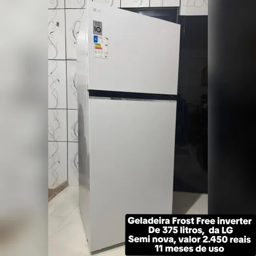 Geladeira Frost Free inverter semi nova