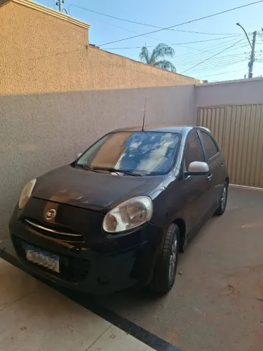 Nissan March SR 1.6 16V Flex Fuel 5P 2012