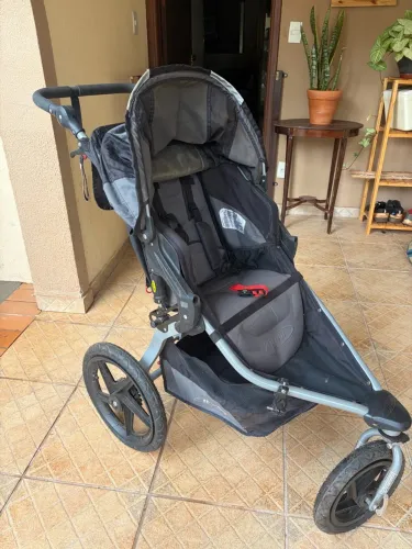 Carrinho BOB Revolution Importado - Corrida / Passeio