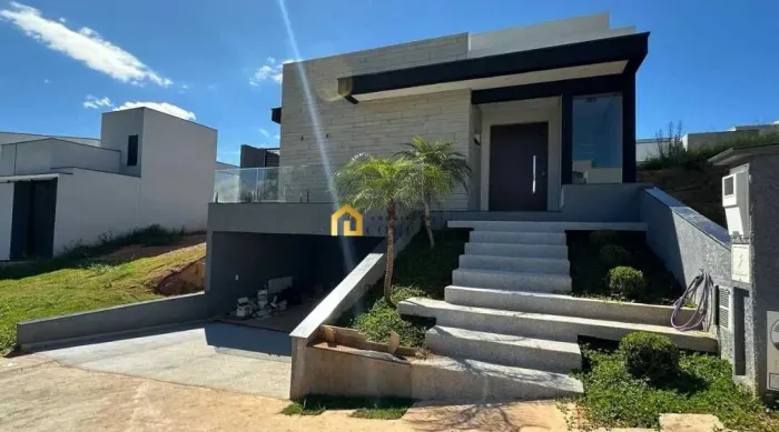 Condomínio Sunlake - Casa assobradada em Condomínio na cidade de Sorocaba SP
