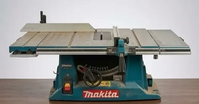 Serra circular de bancada (ou serra de mesa) Makita MLT100
