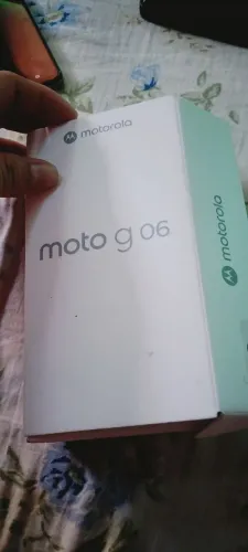 Celular Motorola G06 novo.