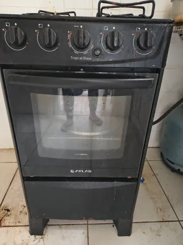 Fogão funcionando 2 bocas e forno