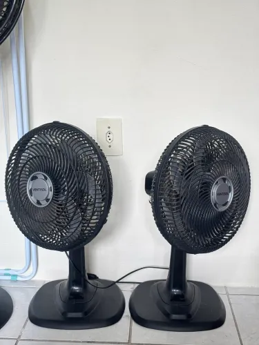 Vendo 2 ventiladores Ventisol 40,00 cada