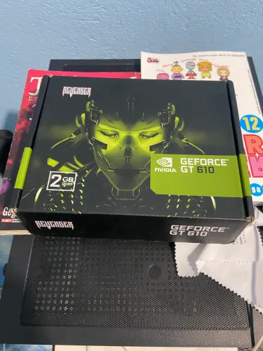 Vendo placa de video gt210 2gb vram