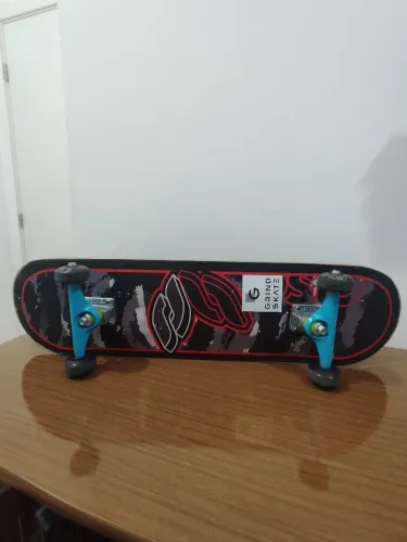 SKATE GRIND SKATE