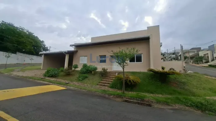 Casa para locação em Valinhos - SP - Condomínio Villagio di Napoli