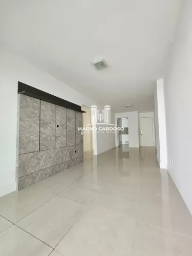 Apartamento 3 quartos com varanda e 2 vagas para alugar próximo à Pelinca