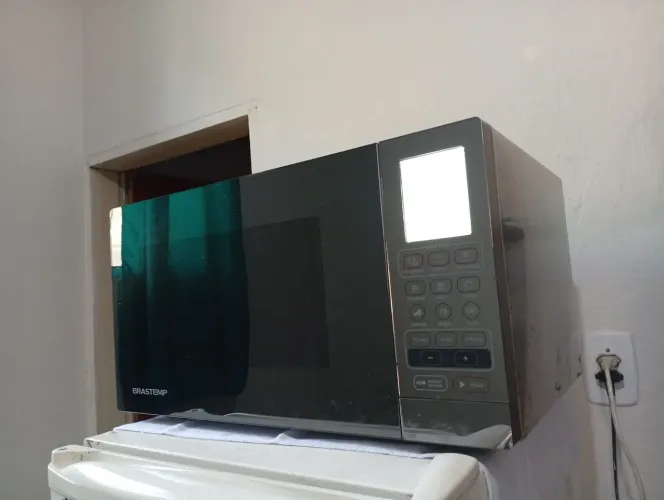 Vendo microonda Brastemp 30 litros 