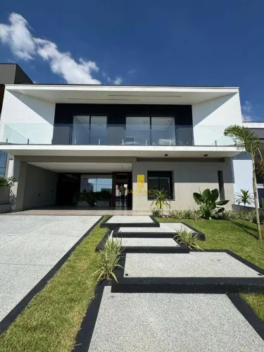 Sobrado com 4 dormitórios à venda, 275 m² por R$ 2.800.000,00 - Condomínio Dona Maria Când