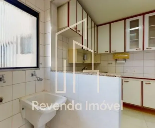 Apartamento à venda em Alto de Pinheiros com 3 quartos, 1 suíte e 4 banheiros, 104m²