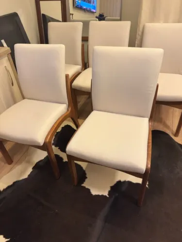 Vendo 5 cadeiras alto padrão