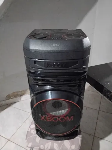Vende se som Xbomm 