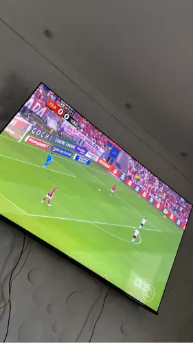 Tv marca hisense 75 polegadas
