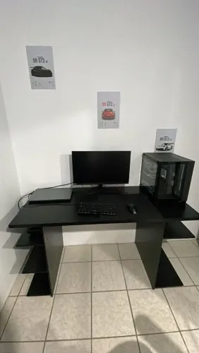 Vendo mesa Pc gamer semi nova