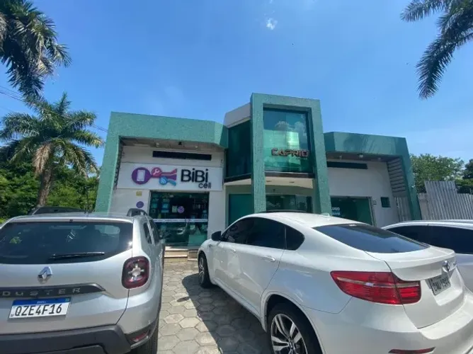 Prédio Comercial 150m² c/ 2 pavimentos e 20 vagas de Garagem na Avenida Darcy Vargas