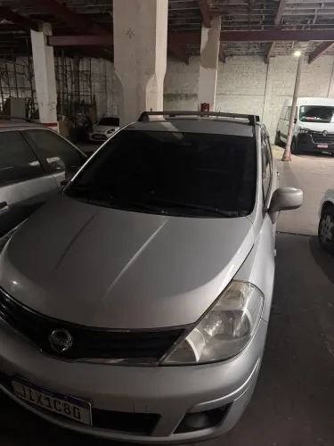 Nissan Tiida Sedan 1.8 16V Flex Fuel 4P 2012