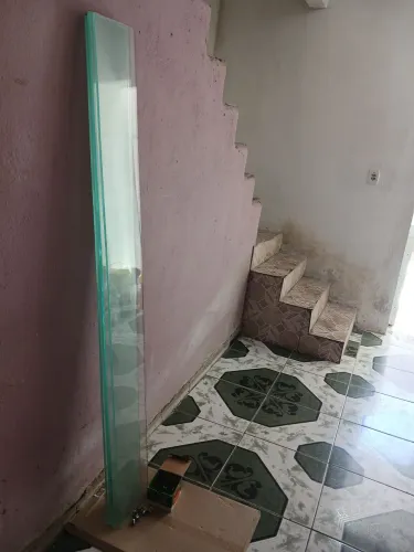 Vendo essas prateleira de vidro
