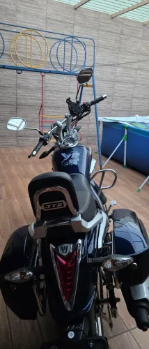 Moto de garagem, novíssima e quitada