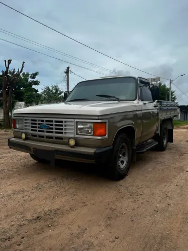 Chevrolet D-20 S 3.9/4.0 Turbo Diesel 1986