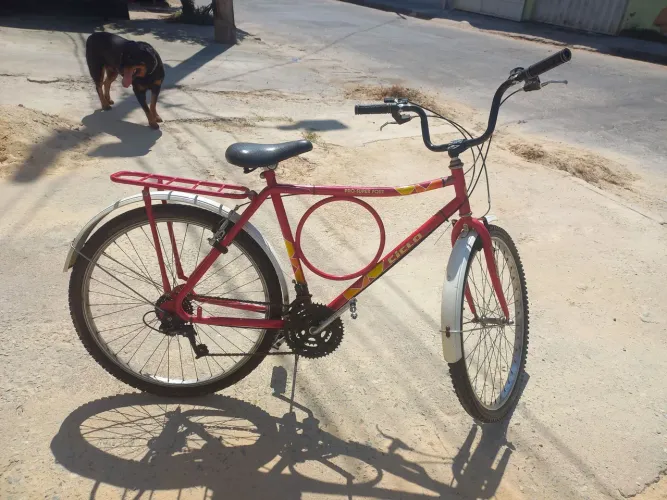 Bicicleta barra circular em bom estado
