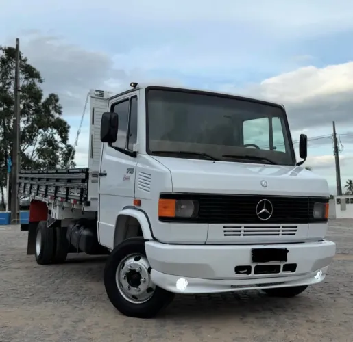 MERCEDES BENZ 710 / PARCELADO ( ENTRADA 7.000,00 )